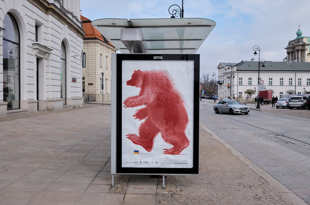 Historia plakatu "Russian bear"